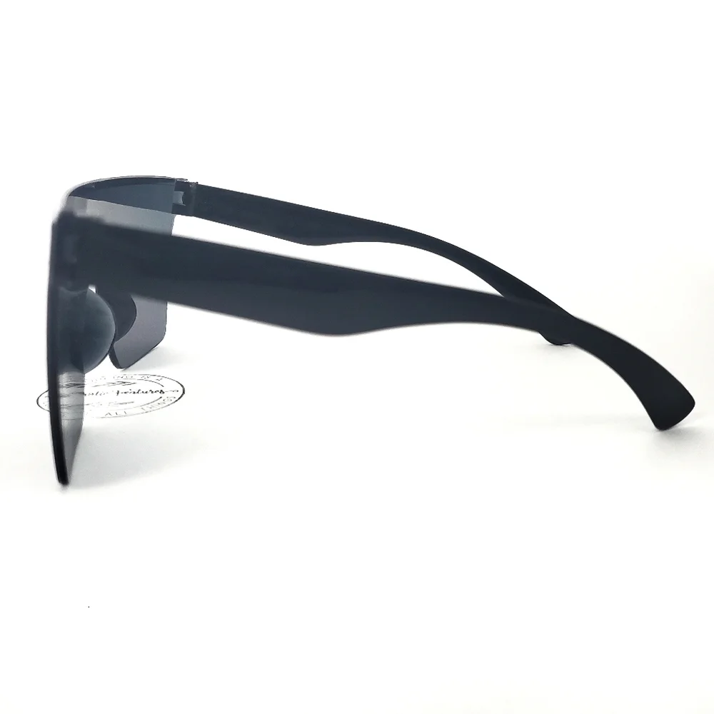 NEW Black Siamese Sunglassss